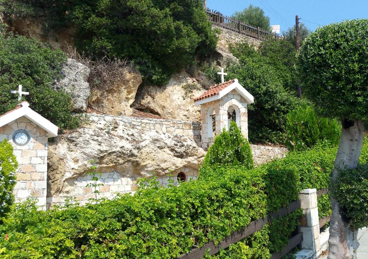 Apokryfo, One Bedroom Close To The