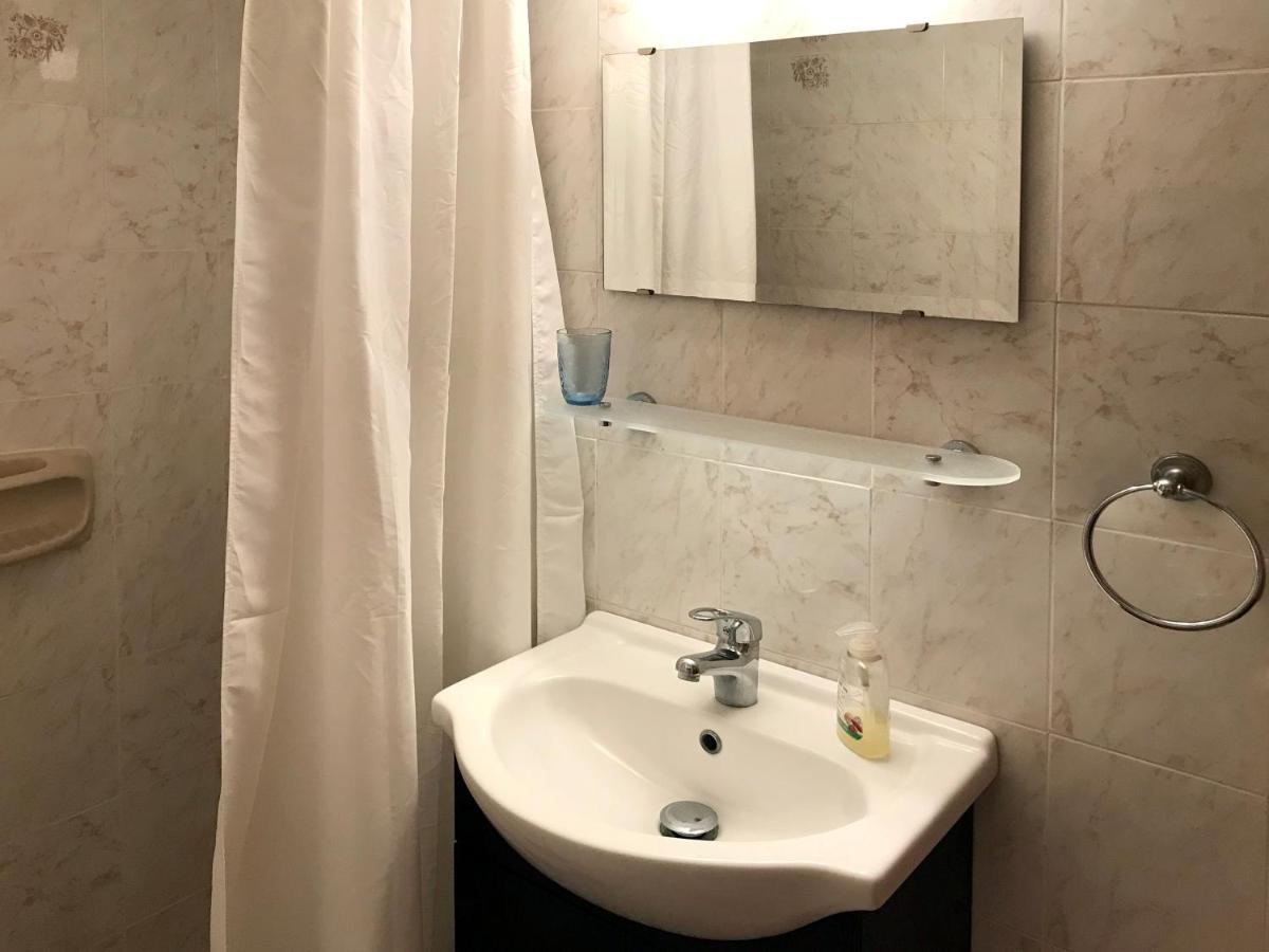 Apokryfo, One Bedroom Close To The Apartment